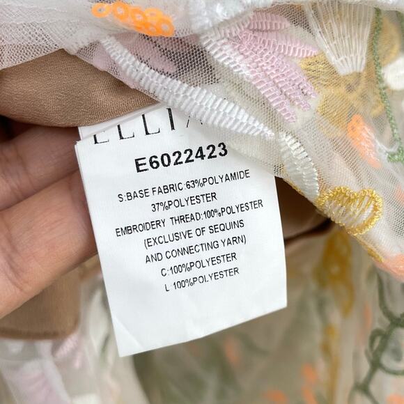 ELLIATT | NWT Experience Maxi Dress in Multi Floral Embroidered Tiered Gown S - Picture 15 of 16